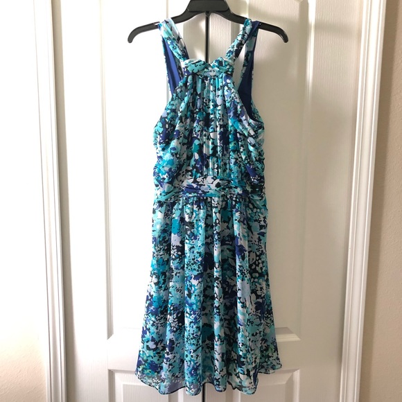 New York & Company Dresses & Skirts - New York & company halter style summer dress